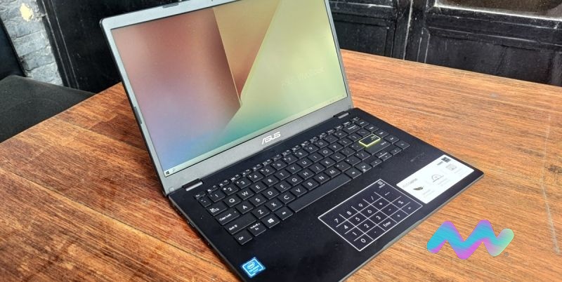 Laptop Intel Celeron N4020