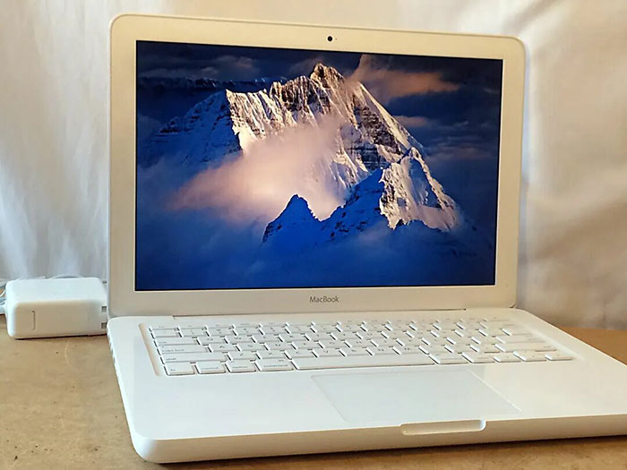 macbook-13-2006-1