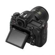 Nikon D500 + Kit 16-80mm VR-c