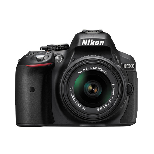 Nikon D5300 + Kit 18-55mm VR II