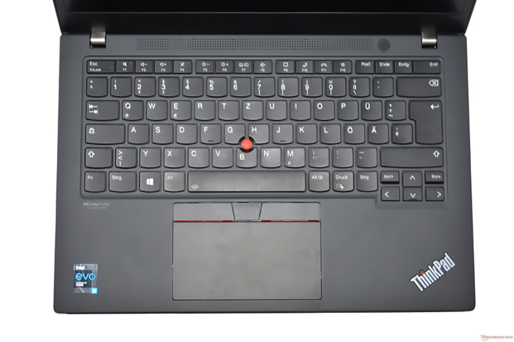 Lenovo ThinkPad T14s G2: keyboard area