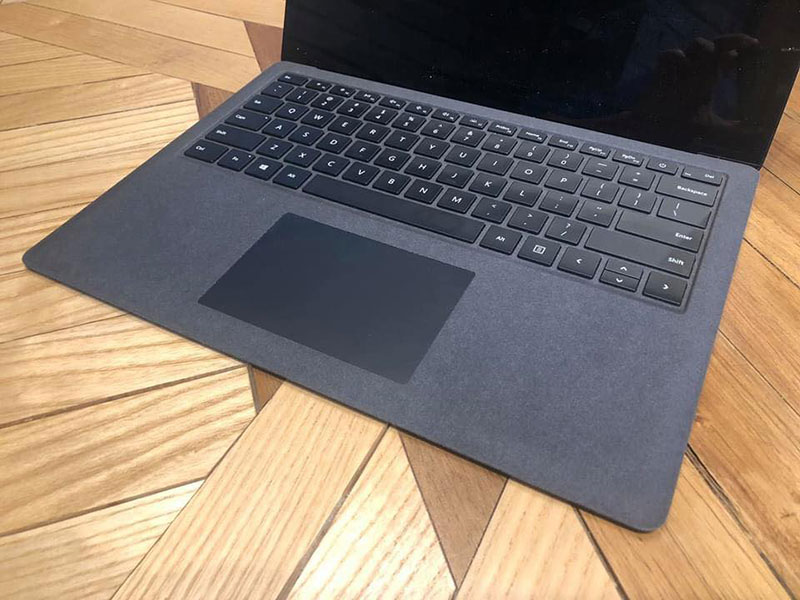Surface laptop giá bao nhiêu