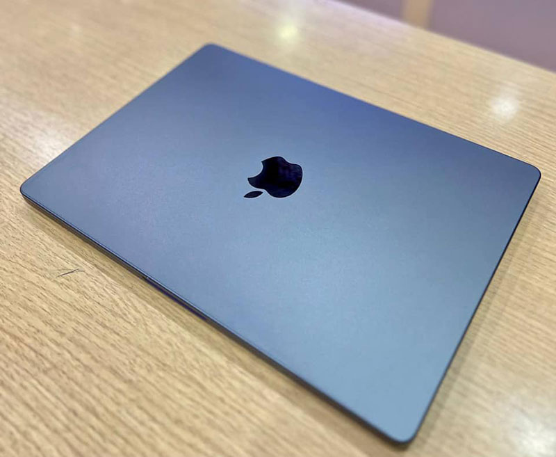 macbook-pro-14-inch-m3-max-2023-2.jpg