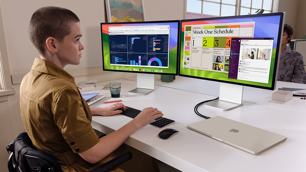 Với tính năng hỗ trợ lên đến hai màn hình ngoài khi máy tính xách tay đang đóng nắp, người dùng có thể dễ dàng đa nhiệm giữa nhiều ứng dụng và dàn trải công việc giữa hai màn hình.