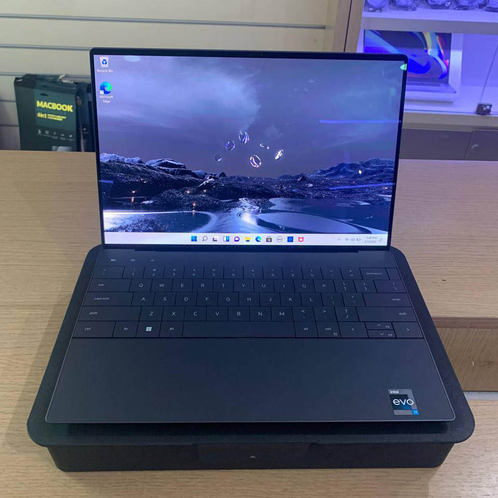 Thiết kế Dell XPS 9320