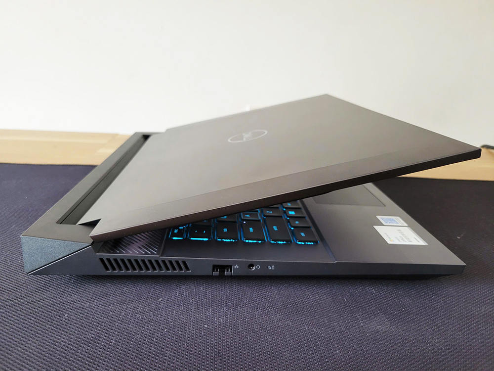 Cổng kết nối Laptop Gaming Dell G16