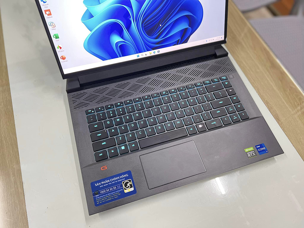 Laptop Gaming Dell G16 7620