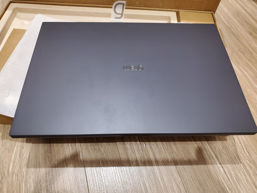 LG Gram 14 inch 2 in 1 2023