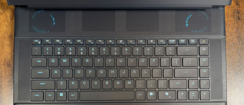 alienware-16-area-51-aa16250-am-thanh-2