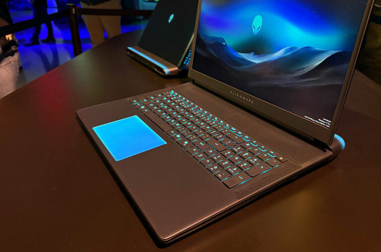 Alienware 16 Area-51 16 inch 2025 chính hãng, Trả Góp 0%