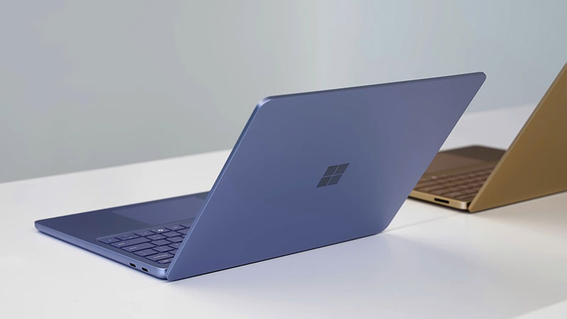 surface-laptop-13-inch-4