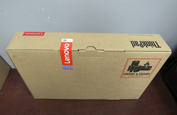 thinkpad-t14s-2-in-1-fullbox