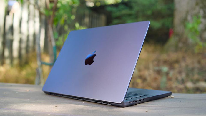 macbook-pro-m5-5