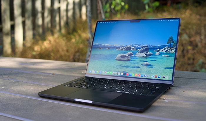 macbook-pro-m5-man-hinh