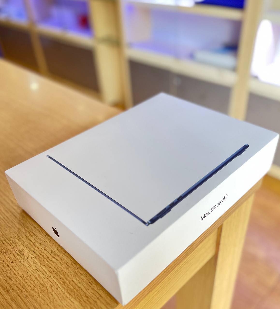 Giá bán MacBook Air M2 15 inch Cũ - Hình 1