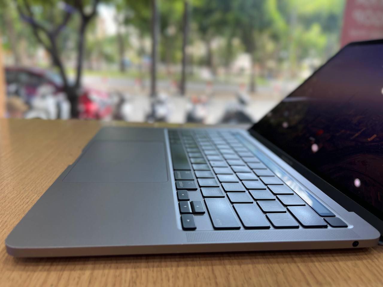 mua MacBook Pro M1 13 inch cũ - Hình 4