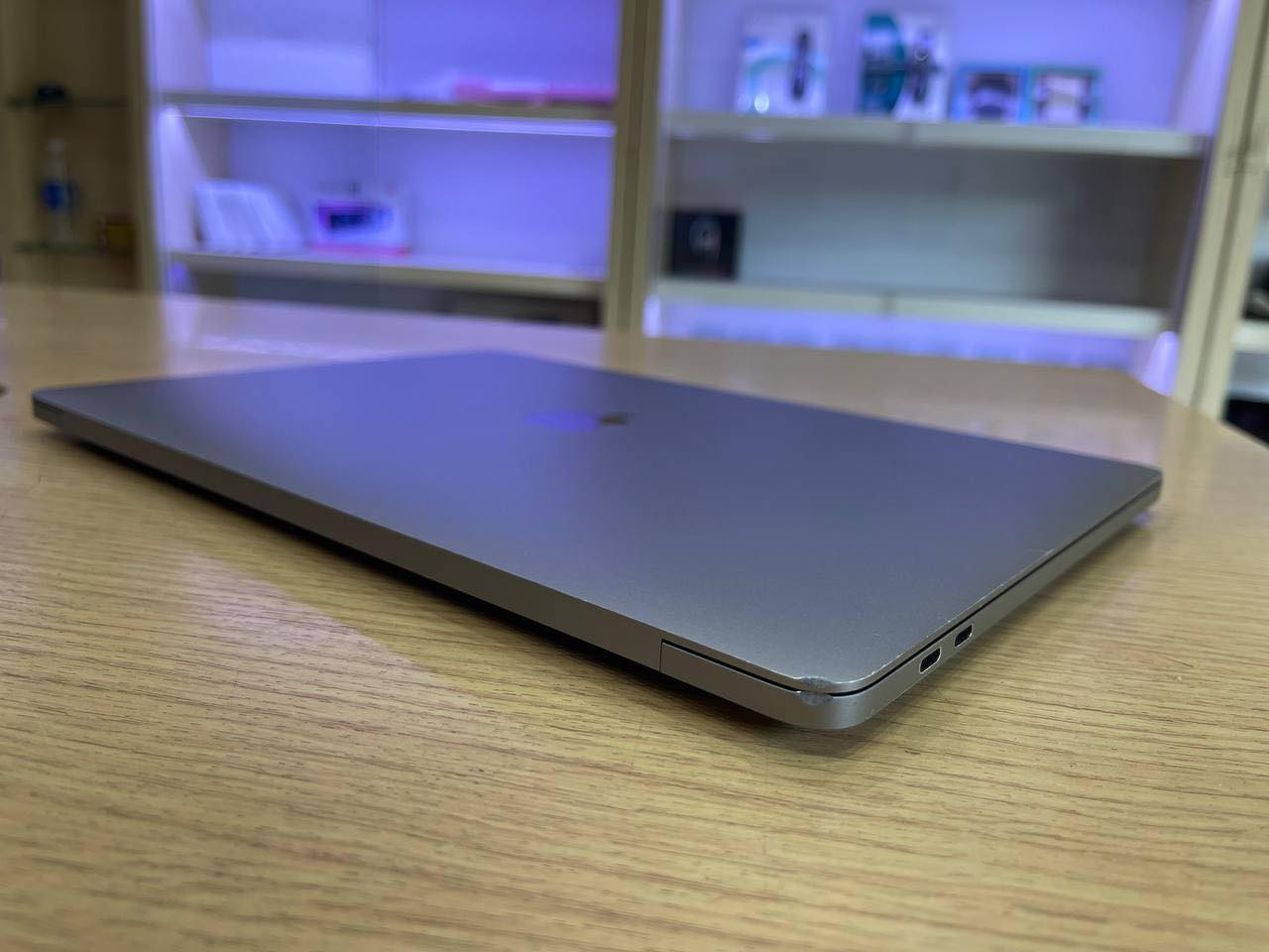 mua MacBook Pro M1 13 inch cũ - Hình 3