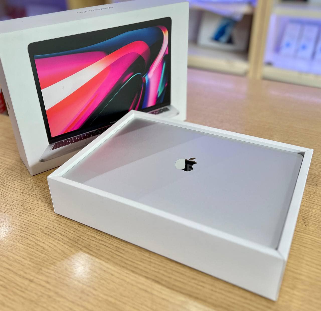 mua MacBook Pro M2 13 inch cũ - Hình 1