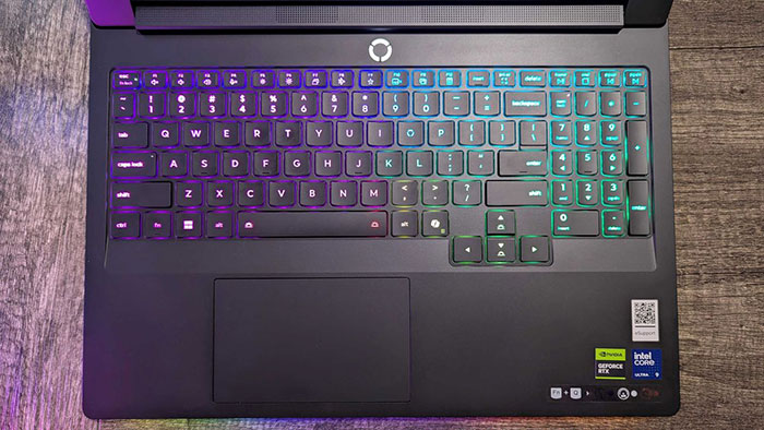 legion-pro-7i-gen-10-ban-phim