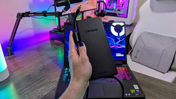 legion-pro-7i-gen-10-mo-hop